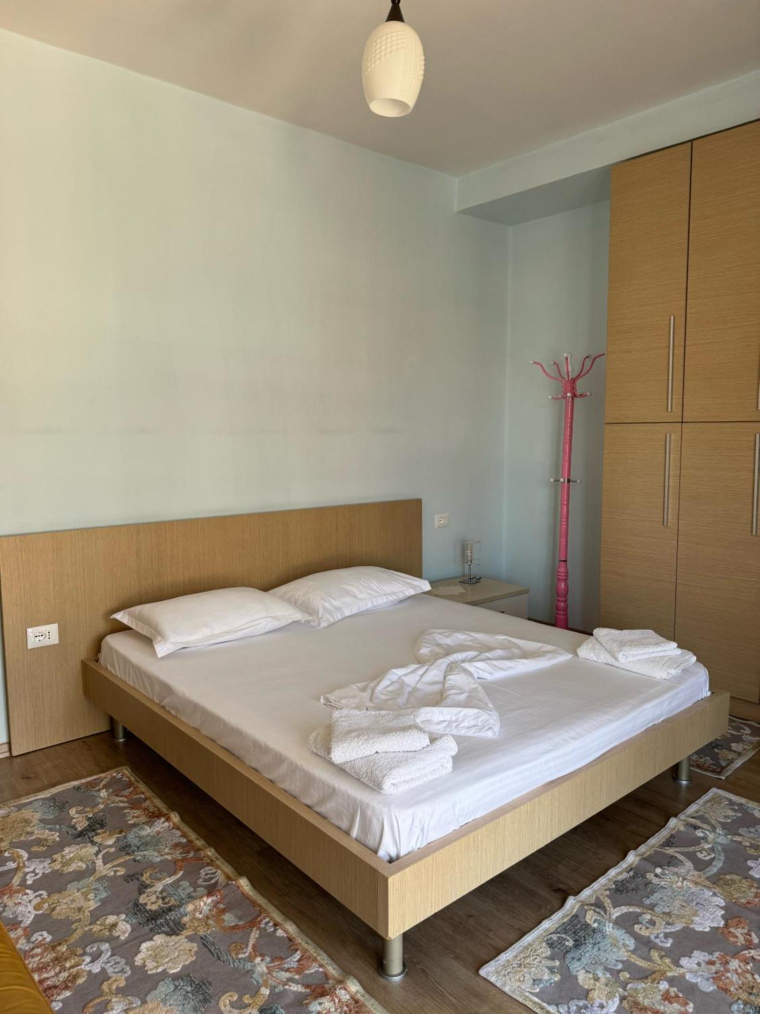 Era'S Apartment Τίρανα Εξωτερικό φωτογραφία